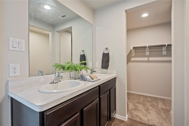 16764 Lonely Pines Drive, Conroe, TX 77302