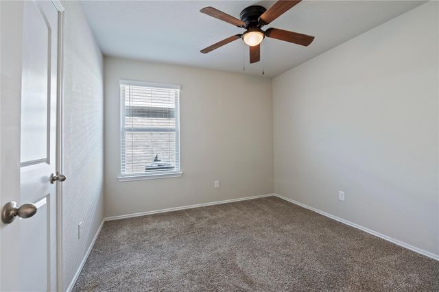 16764 Lonely Pines Drive, Conroe, TX 77302