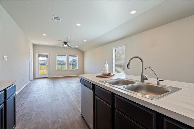 16764 Lonely Pines Drive, Conroe, TX 77302