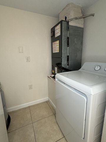 231 SW Palm Dr Apt 103, Port St Lucie, FL 34986