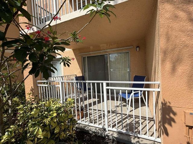 231 SW Palm Dr Apt 103, Port St Lucie, FL 34986