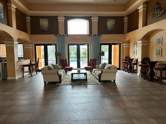 231 SW Palm Dr Apt 103, Port St Lucie, FL 34986