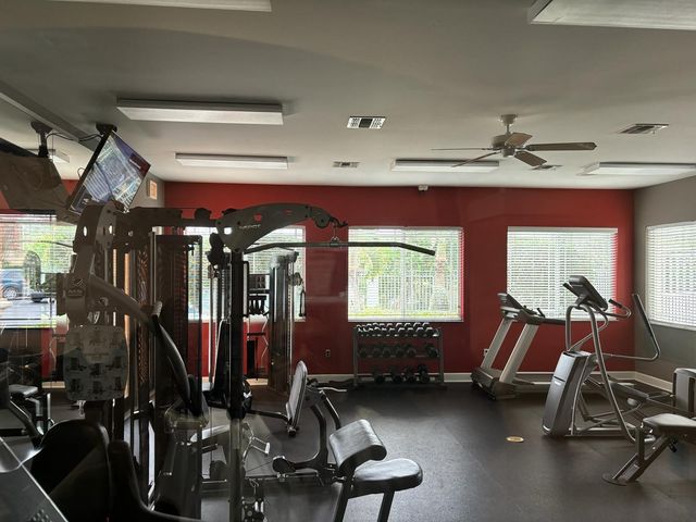 231 SW Palm Dr Apt 103, Port St Lucie, FL 34986