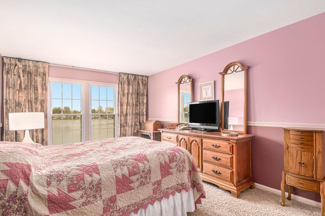 1077 Greenleaf Boulevard, Elkhart, IN 46514