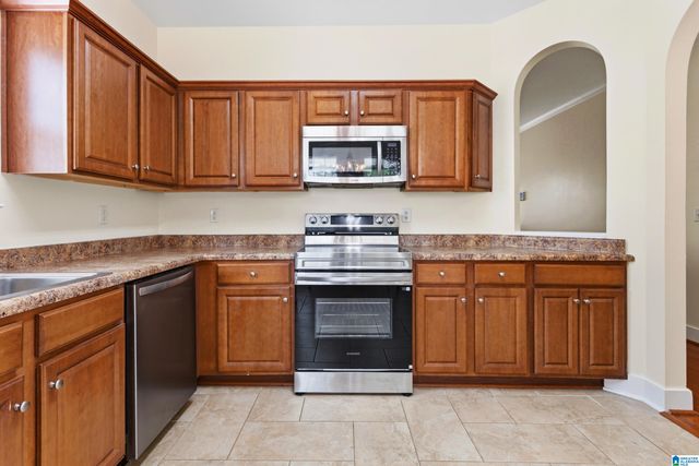 1028 KELLY CREEK WAY, Moody, AL 35004