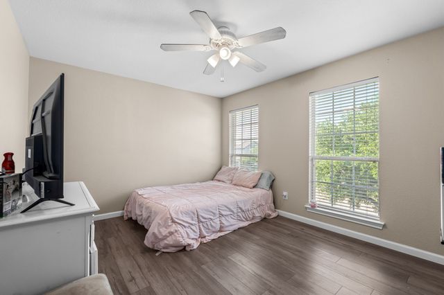 420 Goodnight Trail, Justin, TX 76247