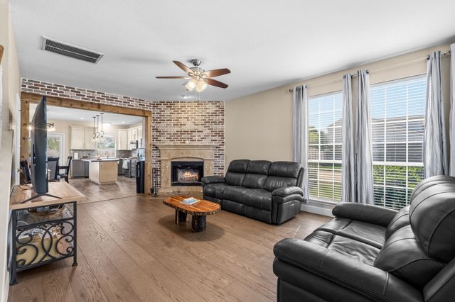 420 Goodnight Trail, Justin, TX 76247