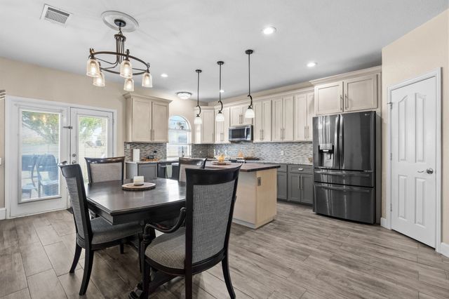 420 Goodnight Trail, Justin, TX 76247