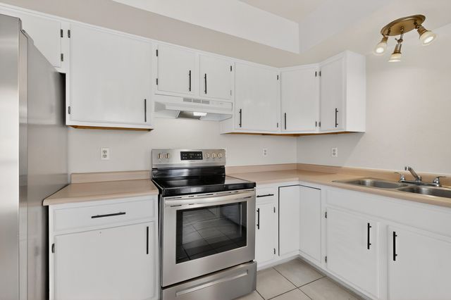 1621 Jane Place NE, Rio Rancho, NM 87144