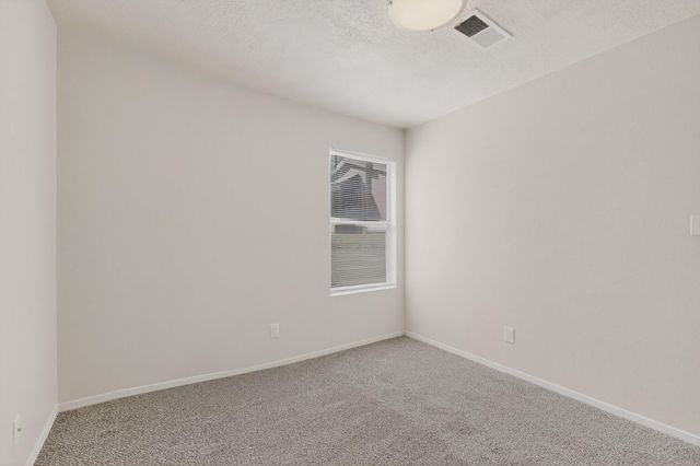 1621 Jane Place NE, Rio Rancho, NM 87144