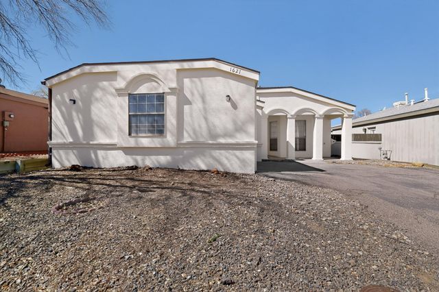 1621 Jane Place NE, Rio Rancho, NM 87144