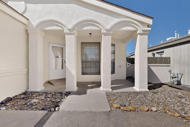 1621 Jane Place NE, Rio Rancho, NM 87144