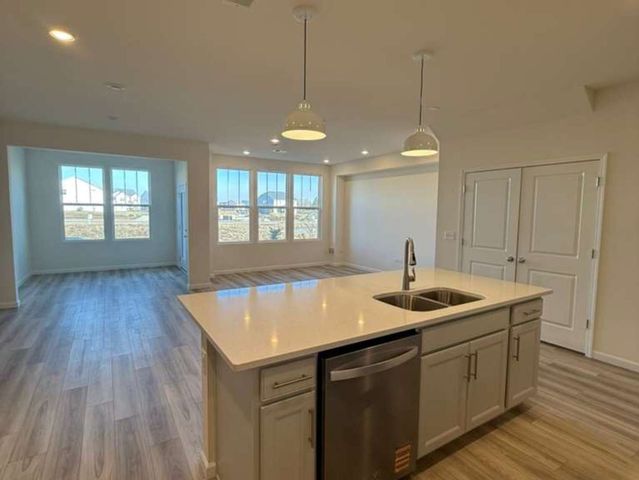 672 Switchgrass Way 58005, Bolingbrook, IL 60490