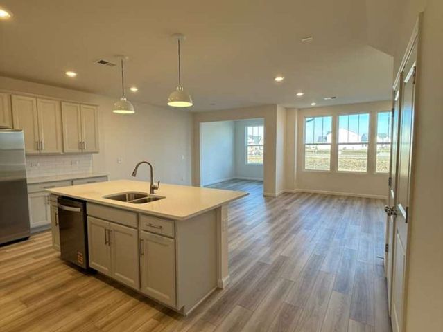 672 Switchgrass Way 58005, Bolingbrook, IL 60490