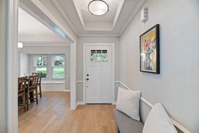 2104 Riverforest Court, Arlington, TX 76017