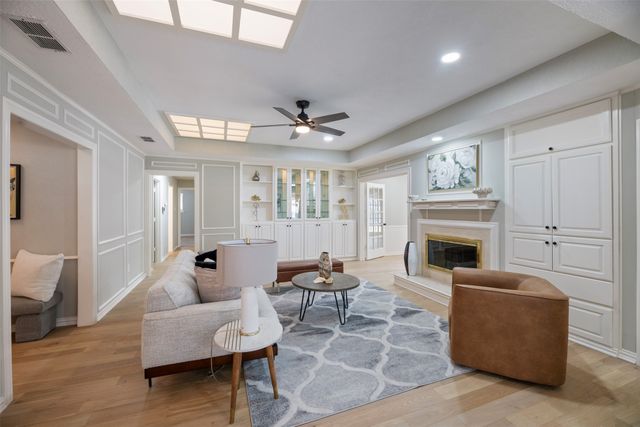 2104 Riverforest Court, Arlington, TX 76017