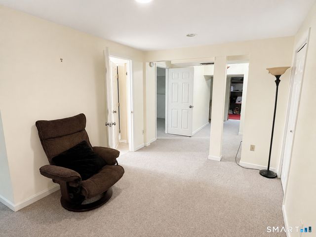 48 Ledgewood Drive 48, Brookfield, CT 06804