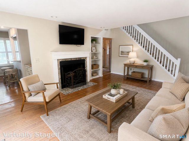 48 Ledgewood Drive 48, Brookfield, CT 06804
