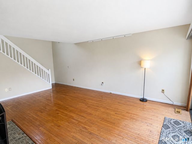 48 Ledgewood Drive 48, Brookfield, CT 06804