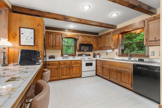 614 Charmont Drive, Tiger, GA 30576