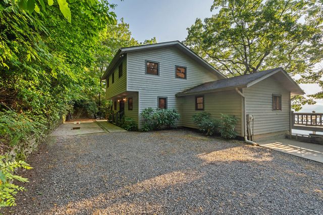 614 Charmont Drive, Tiger, GA 30576