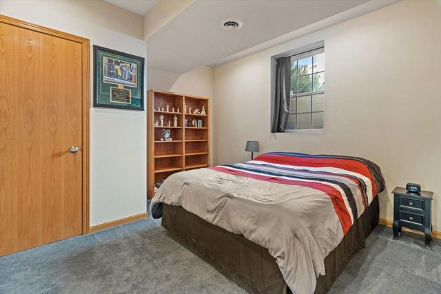 1032 Stonehaven Drive, Sun Prairie, WI 53590