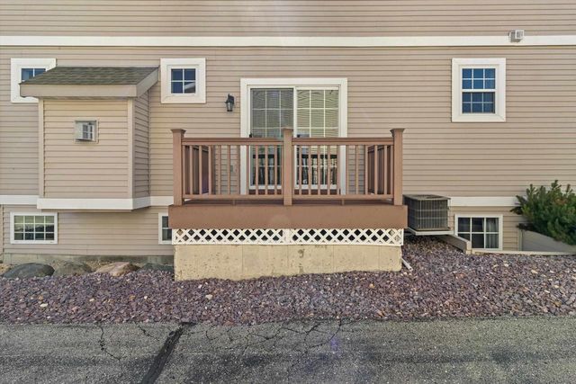 1032 Stonehaven Drive, Sun Prairie, WI 53590