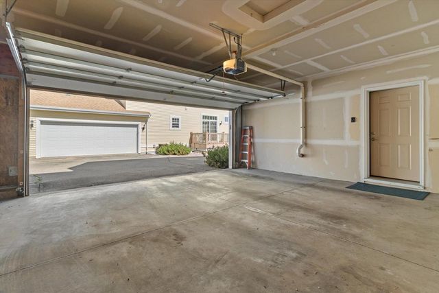 1032 Stonehaven Drive, Sun Prairie, WI 53590