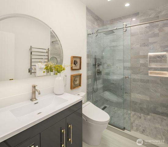 910 167th Avenue NE, Bellevue, WA 98008