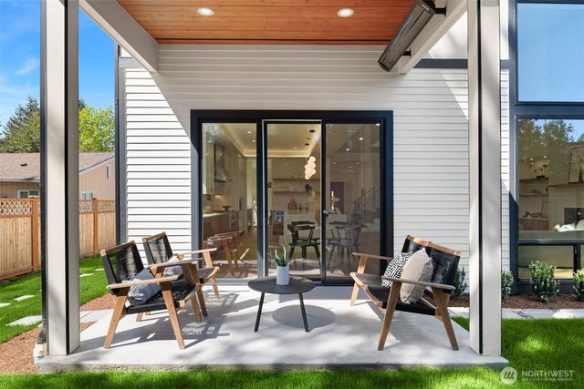 910 167th Avenue NE, Bellevue, WA 98008