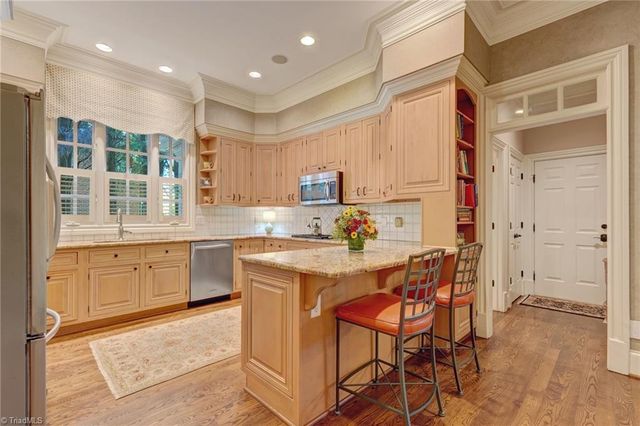 407 Cross Vine Lane, Greensboro, NC 27455