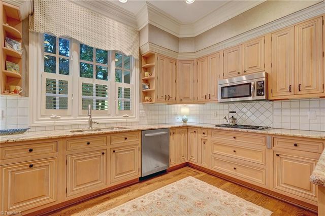 407 Cross Vine Lane, Greensboro, NC 27455