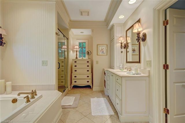407 Cross Vine Lane, Greensboro, NC 27455