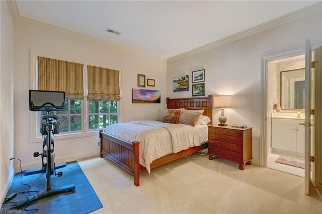 407 Cross Vine Lane, Greensboro, NC 27455