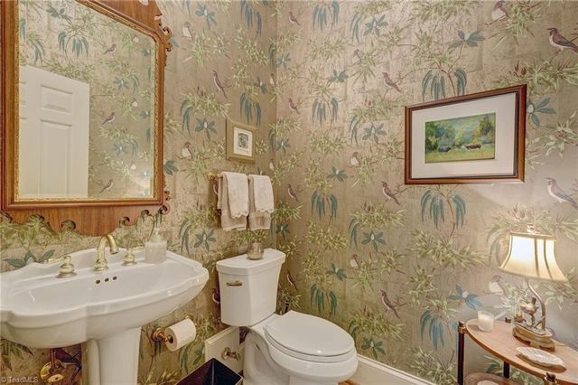 407 Cross Vine Lane, Greensboro, NC 27455