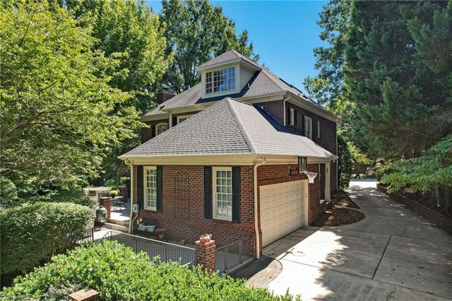 407 Cross Vine Lane, Greensboro, NC 27455