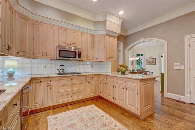 407 Cross Vine Lane, Greensboro, NC 27455