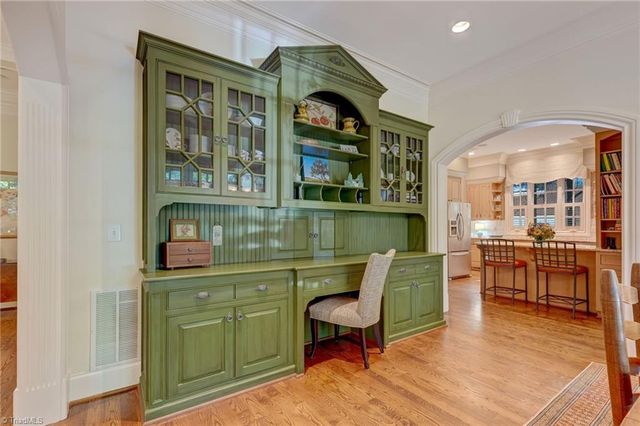 407 Cross Vine Lane, Greensboro, NC 27455