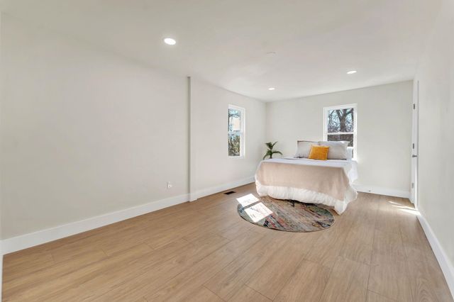 805 W Fairview Avenue, Gaffney, SC 29341