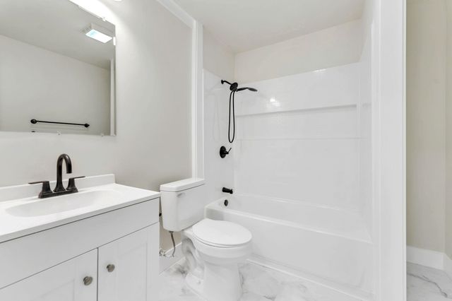 805 W Fairview Avenue, Gaffney, SC 29341