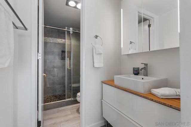 725 Redondo Court 27, San Diego, CA 92109