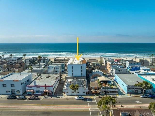 725 Redondo Court 27, San Diego, CA 92109