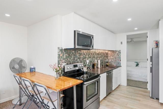 725 Redondo Court 27, San Diego, CA 92109