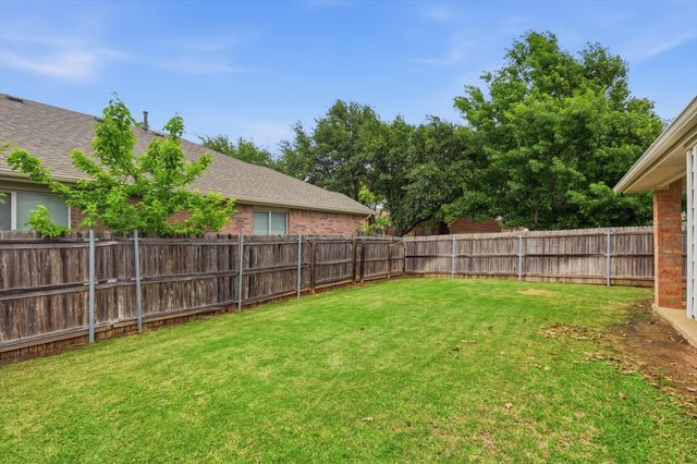 2829 Red Wolf Drive, Fort Worth, TX 76244