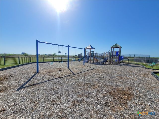 3225 Bay Ridge Drive, Palacios, TX 77465