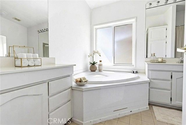 930 S. Santa Victoria, Hemet, CA 92543