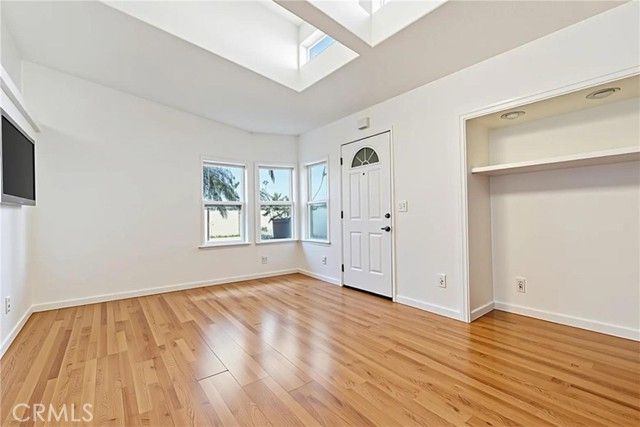 930 S. Santa Victoria, Hemet, CA 92543