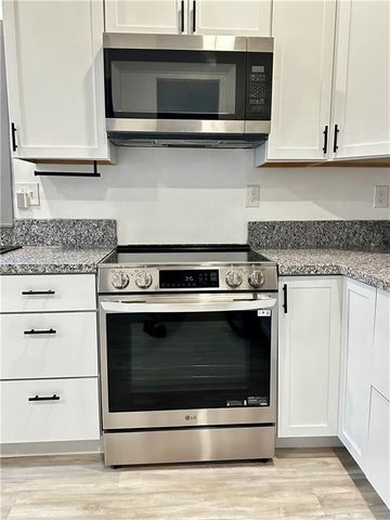 821 Pottawatomie Street, Leavenworth, KS 66048