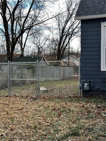 821 Pottawatomie Street, Leavenworth, KS 66048