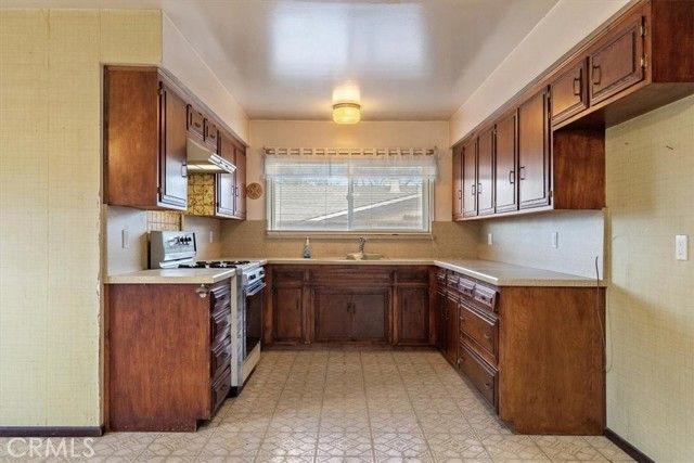 561 Las Tablas Road, Templeton, CA 93465